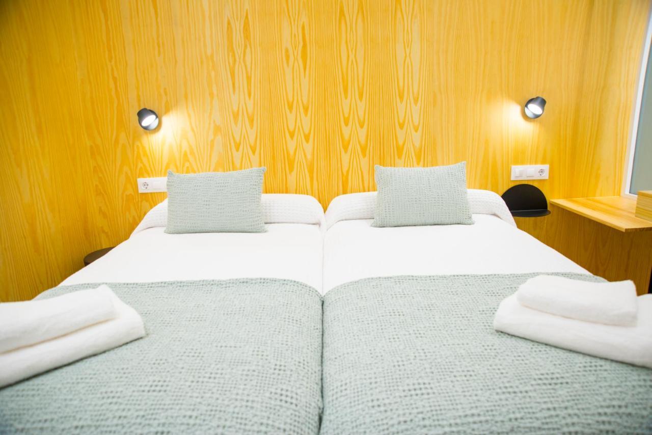 Kalidas Hostel Suites Caldas De Reis Exteriör bild